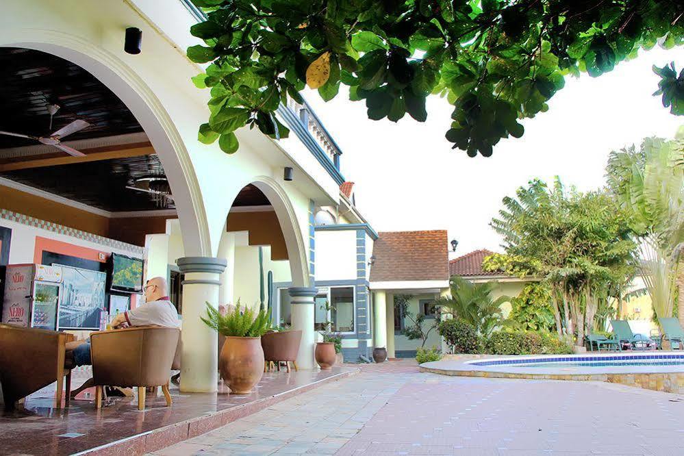 Grand Casamora Hotel Ogbodjo Екстериор снимка
