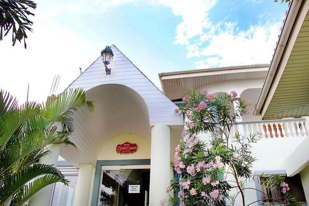 Grand Casamora Hotel Ogbodjo Екстериор снимка